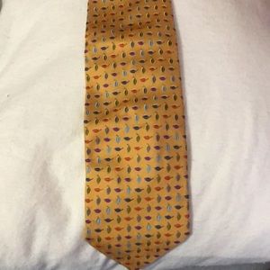 Paul Fredrick 57” silk tie. Excellent condition no stains or tears. New no tags.